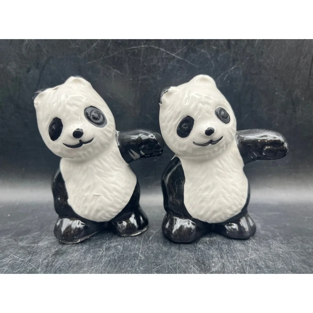 Vtg Ceramic Panda Bear Salt &‎ Pepper Shakers As Is 3.5